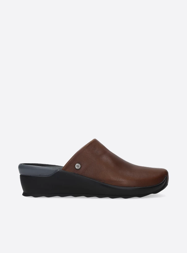 Wolky clogs go cognac leather