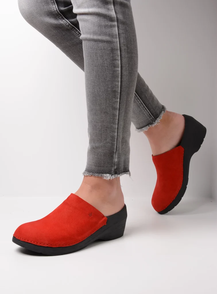 wolky clogs 06075 pro clog 11500 red nubuck detail